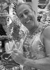 avatar for Shlomo Tuvia